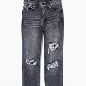 UrbanOutfitters BDG black ripped slim straight s29